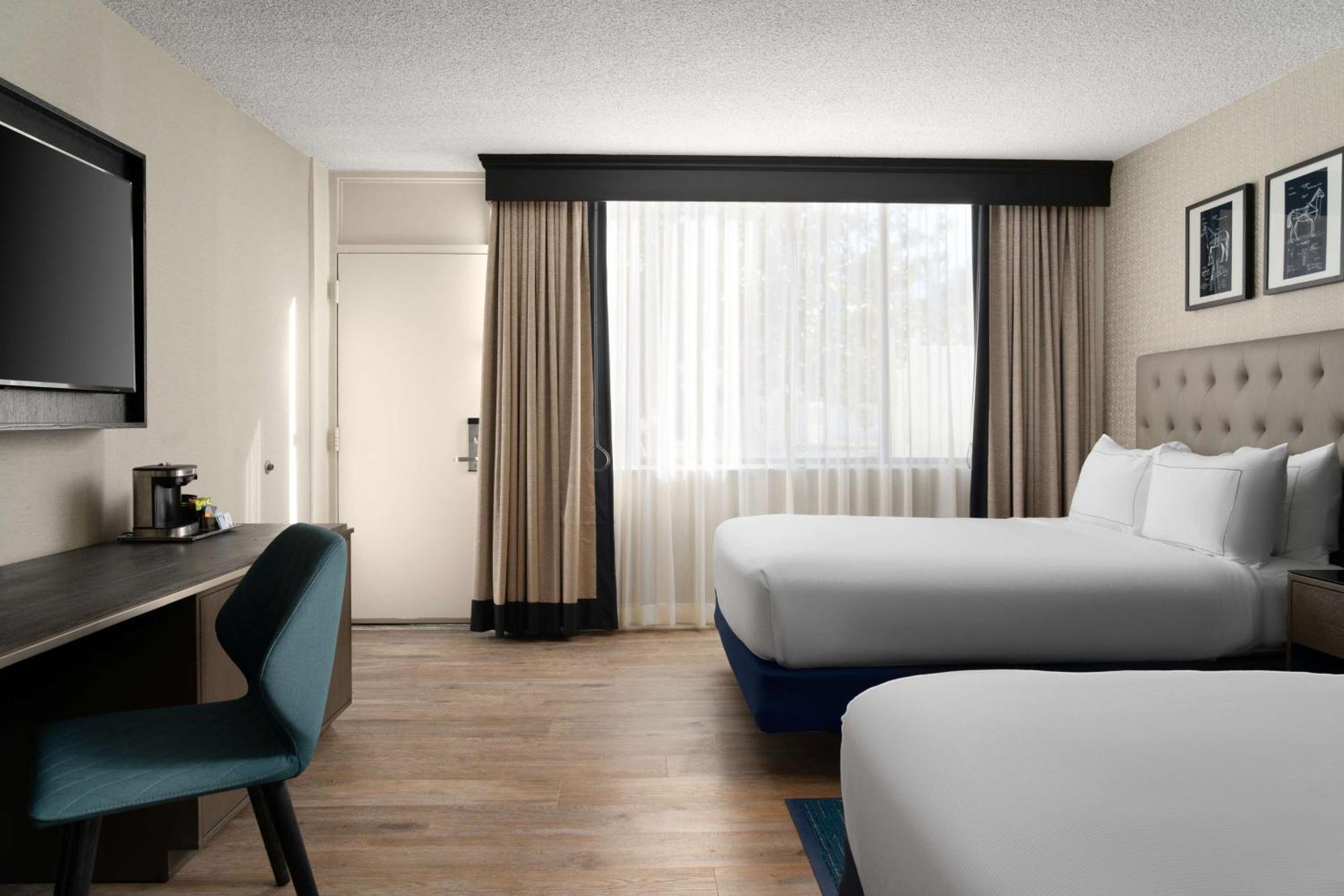 Doubletree By Hilton Baltimore North Pikesville Exterior photo